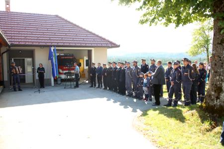 Otvoritev prizidave gasilskega doma v Bezuljaku 04 FOTO LJUBO VUKELIČ